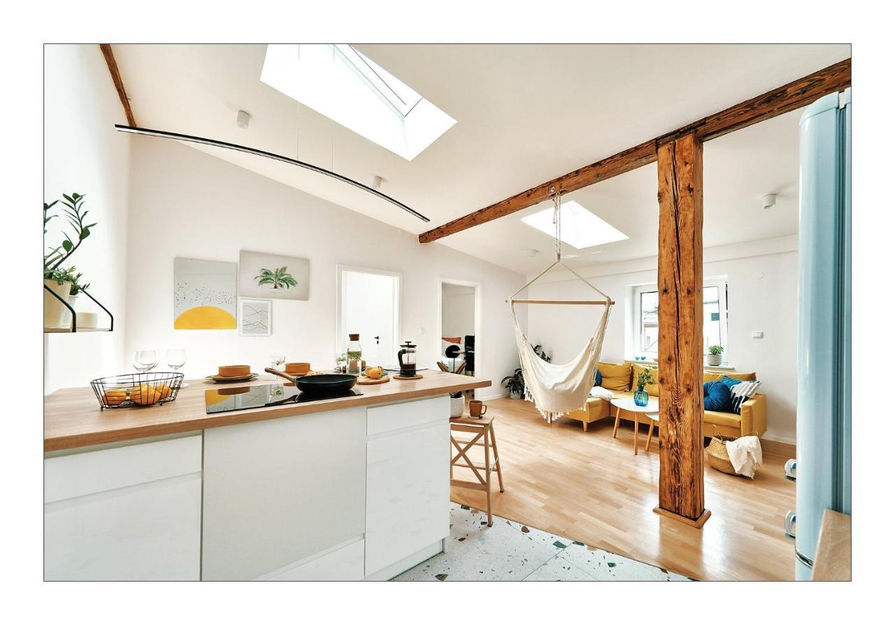 Sunny Apartment At The Heart Of Old Town Krakow Ngoại thất bức ảnh